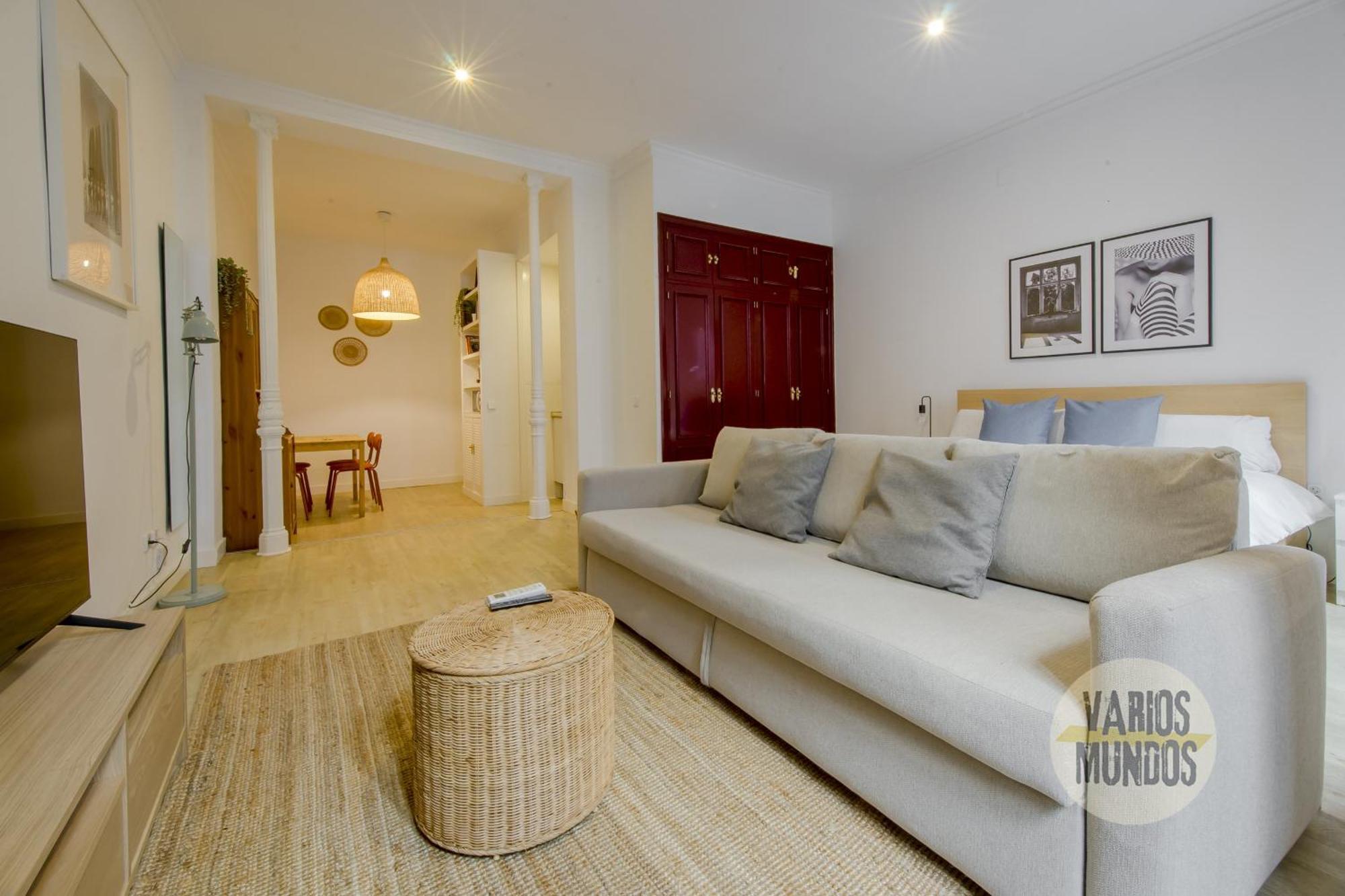Beautiful Loft 3pax En Huertas-cortes *