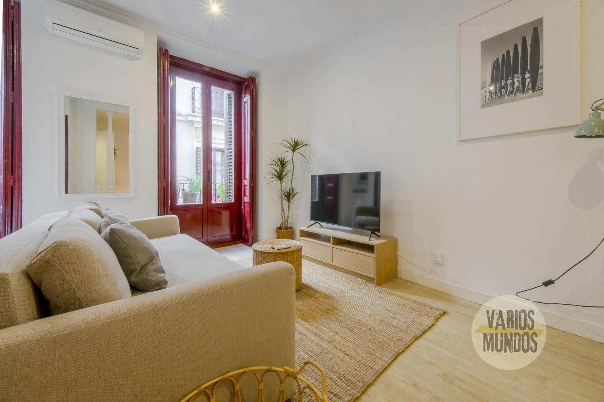 Beautiful Loft 3pax En Huertas-cortes *